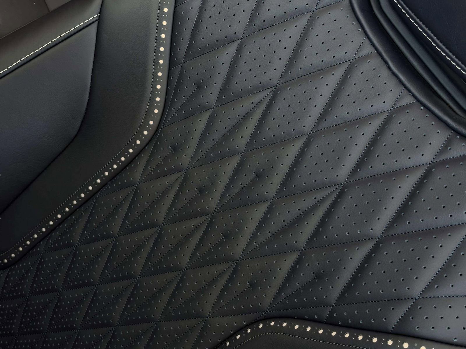 New 2026 Aston Martin DB12 Convertible RWD image 22