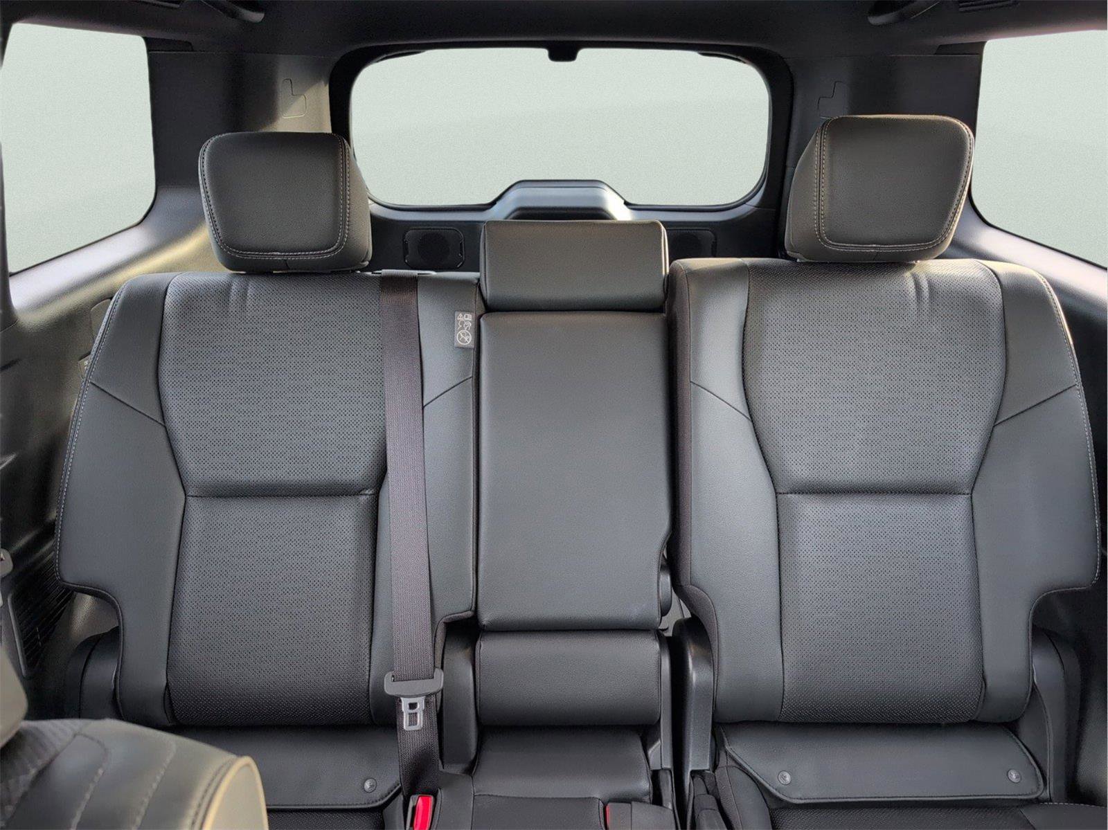 Used 2024 Toyota Land Cruiser image 30