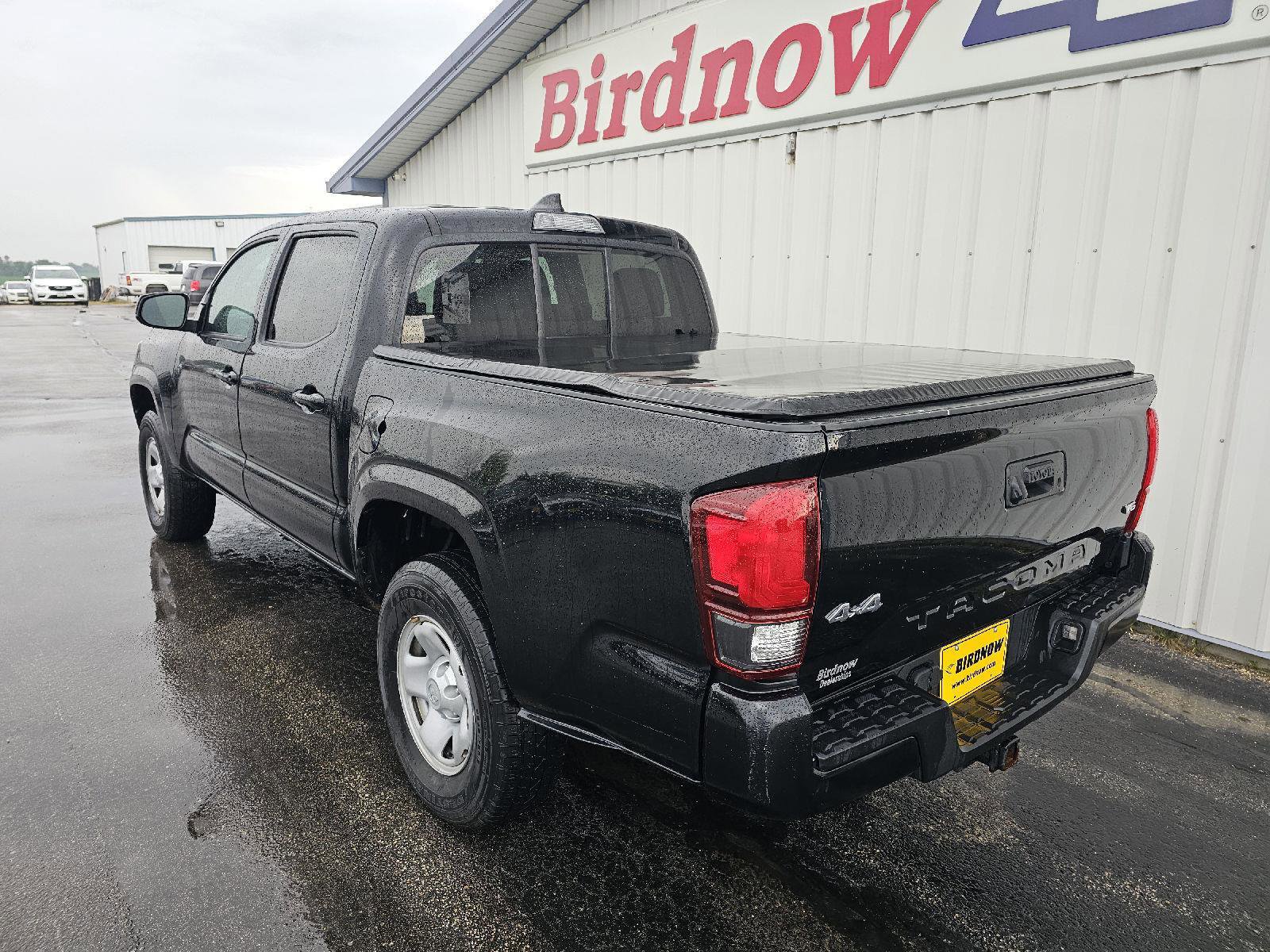Used 2022 Toyota Tacoma SR image 9
