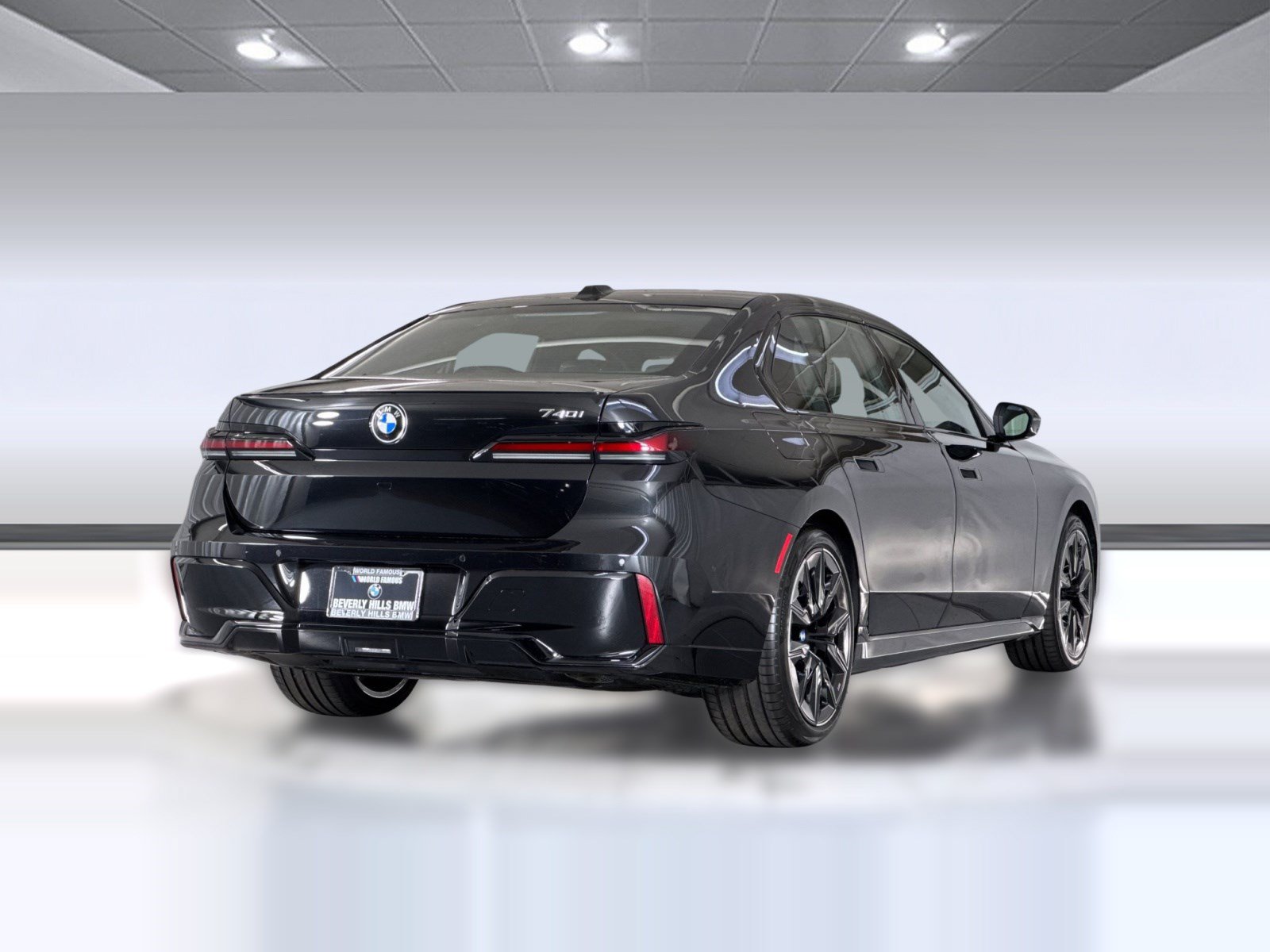 New 2026 BMW 740i w/ Premium Package RWD image 8