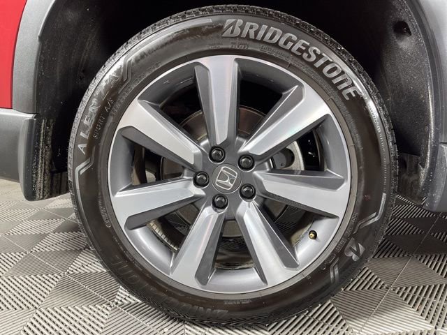 Used 2025 Honda Pilot Touring image 13