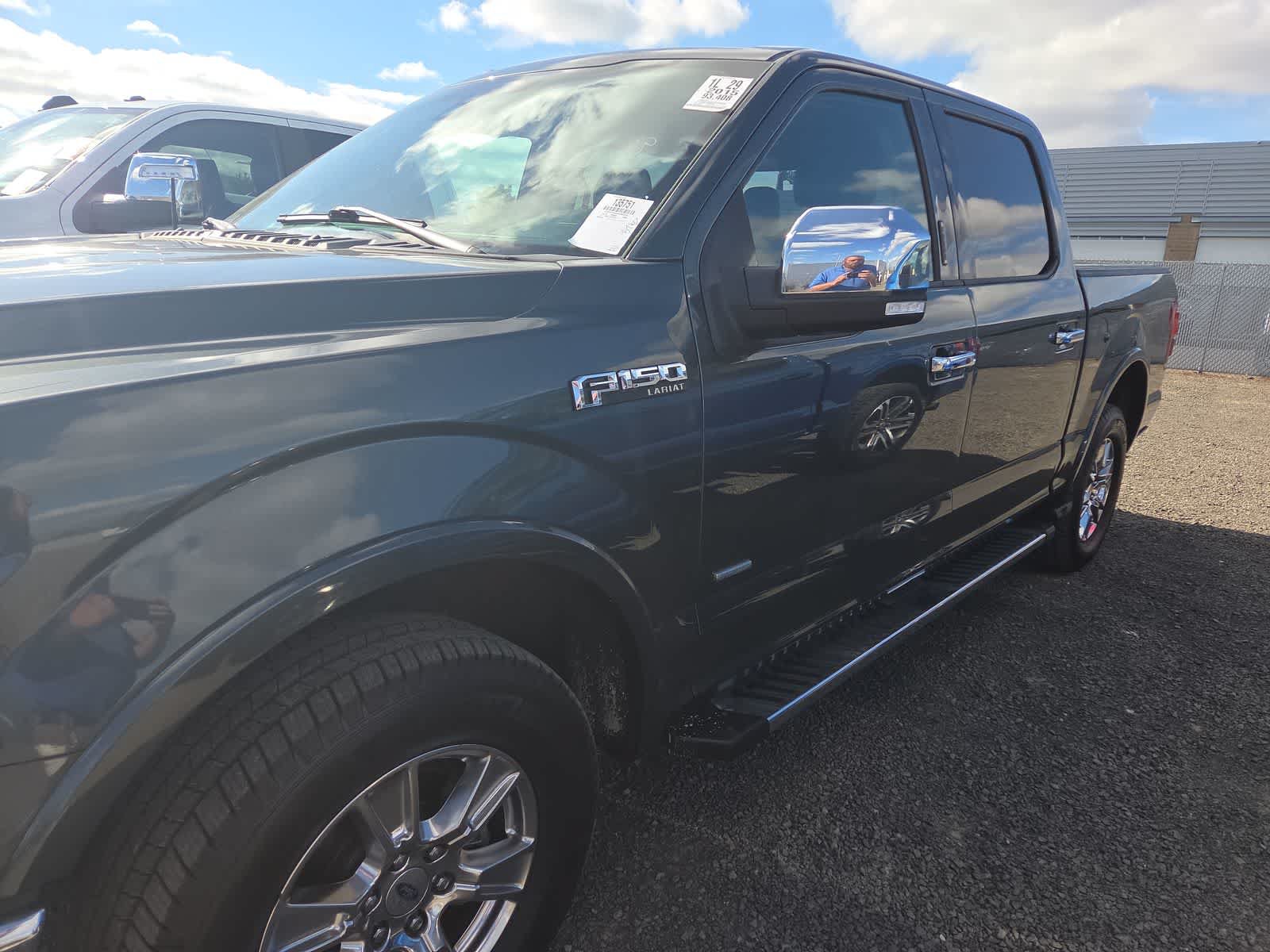 Used 2015 Ford F150 Lariat w/ Equipment Group 502A Luxury AWD/4WD image 2