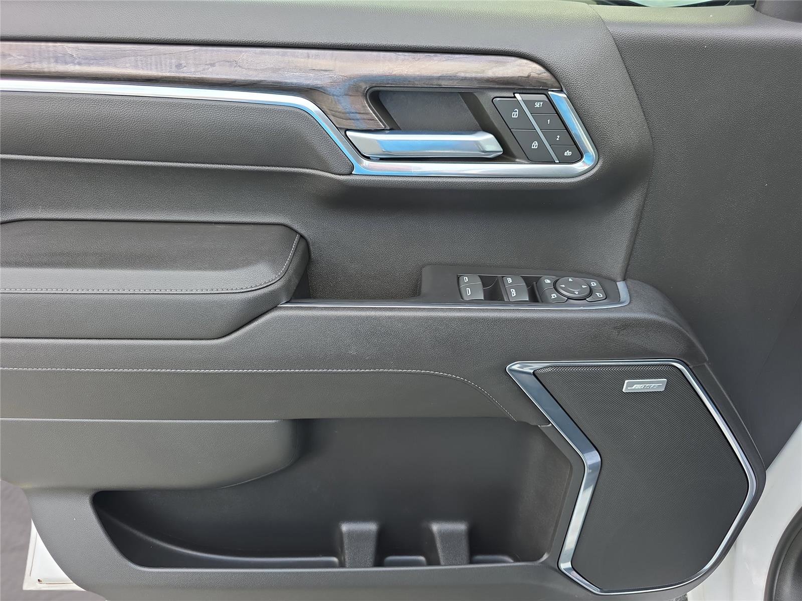 Used 2023 Chevrolet Silverado 1500 LTZ image 17