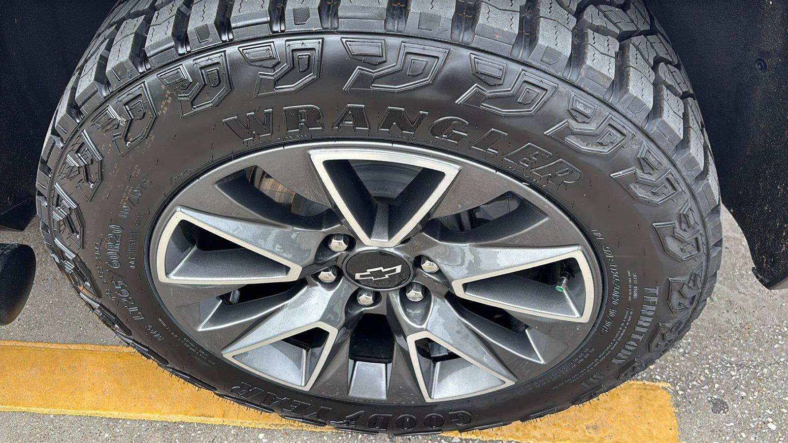 Certified 2022 Chevrolet Tahoe Z71 AWD/4WD image 12