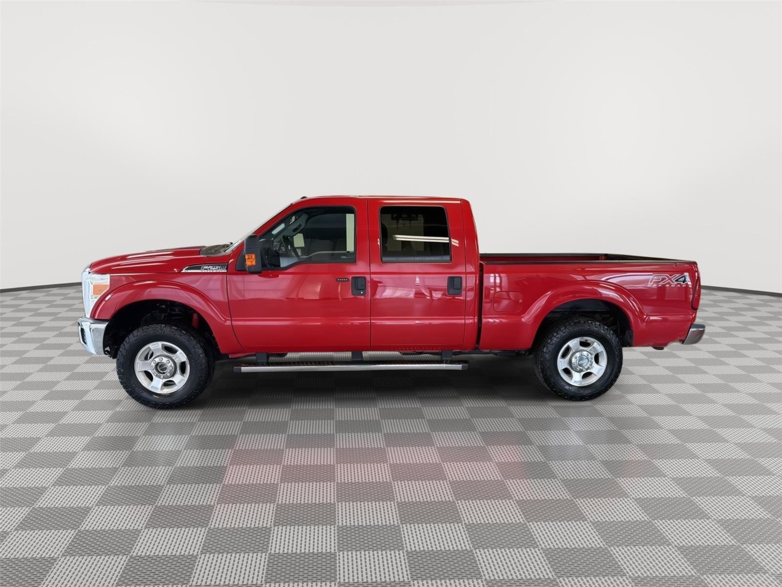 Used 2013 Ford F250 XLT w/ XLT Interior Pkg image 2