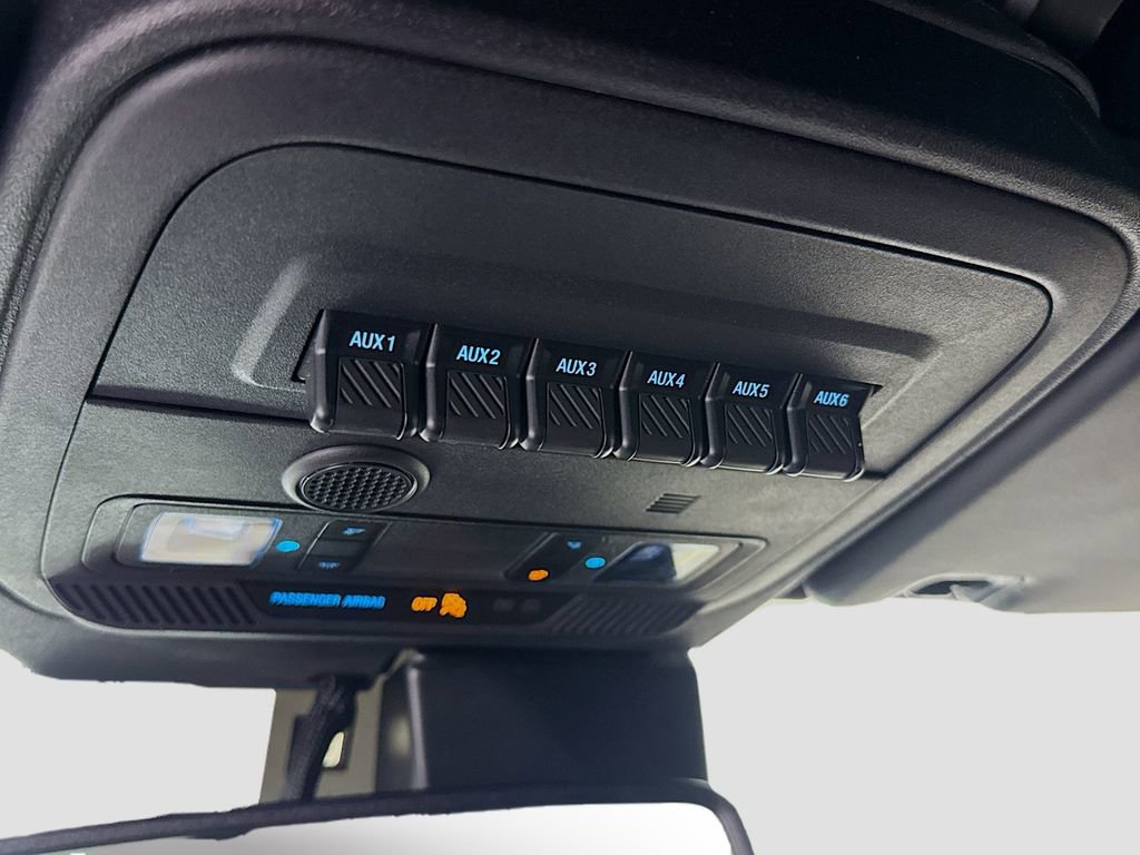 Used 2023 Ford Bronco Wildtrak image 12