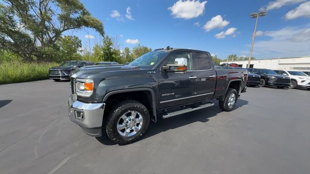 Certified 2018 GMC Sierra 2500 SLT w/ Snow Plow Prep Package AWD/4WD image 4