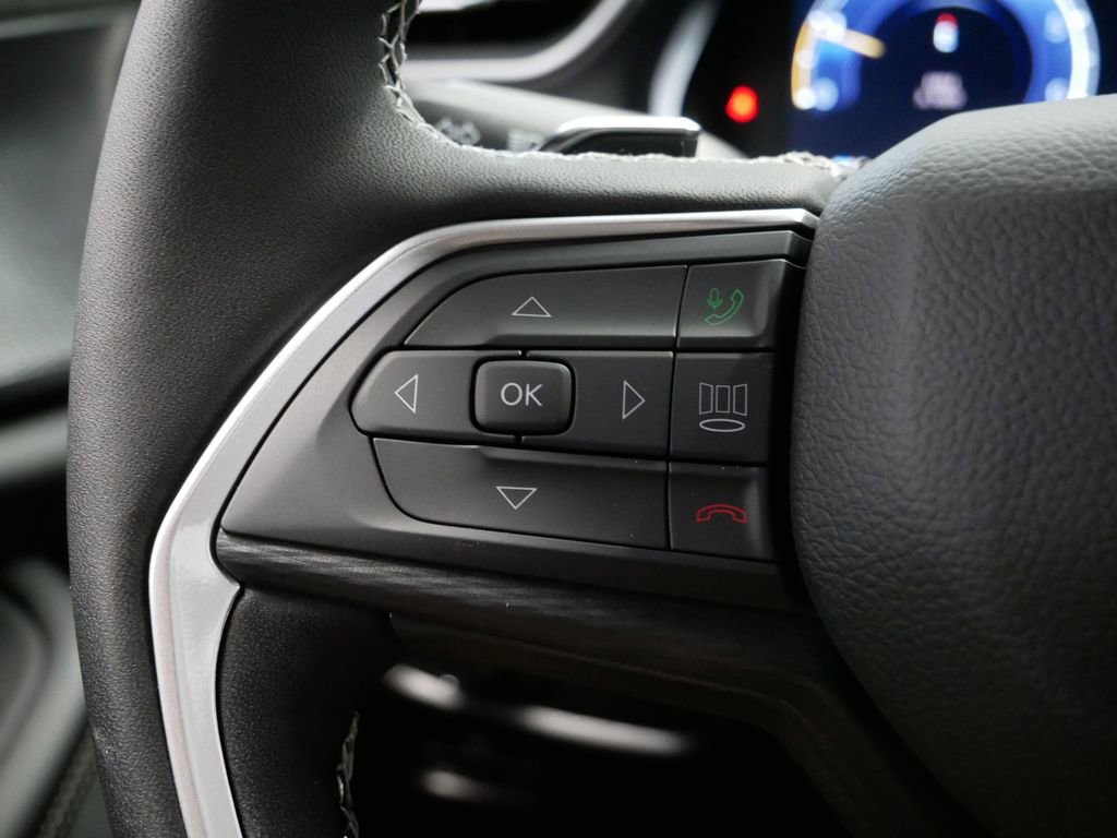 New 2025 Jeep Grand Cherokee Laredo w/ Luxury Tech Group I image 26