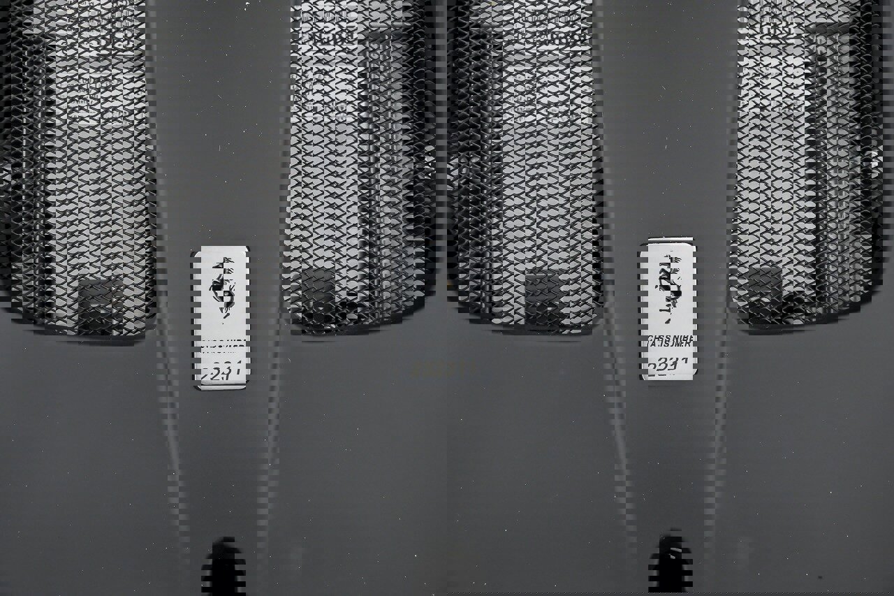 Used 2018 Ferrari 812 Superfast RWD image 18