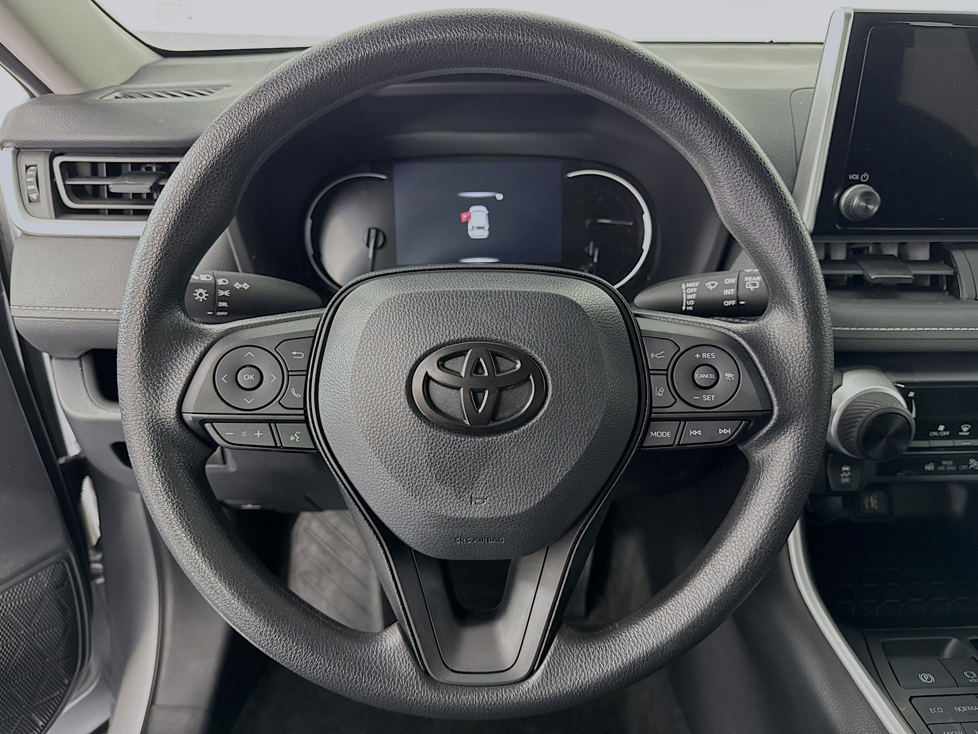 Used 2024 Toyota RAV4 LE image 11