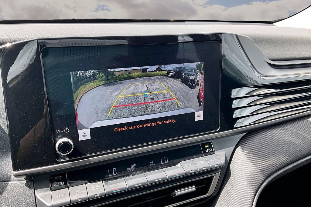 Used 2025 Toyota Camry LE FWD image 14
