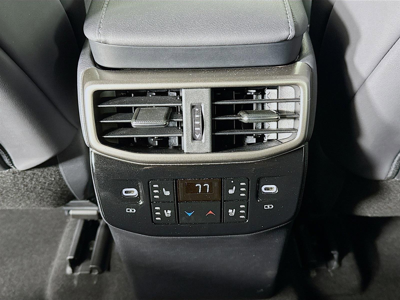 Used 2024 Lexus RX 500h F Sport w/ Convenience Package image 27