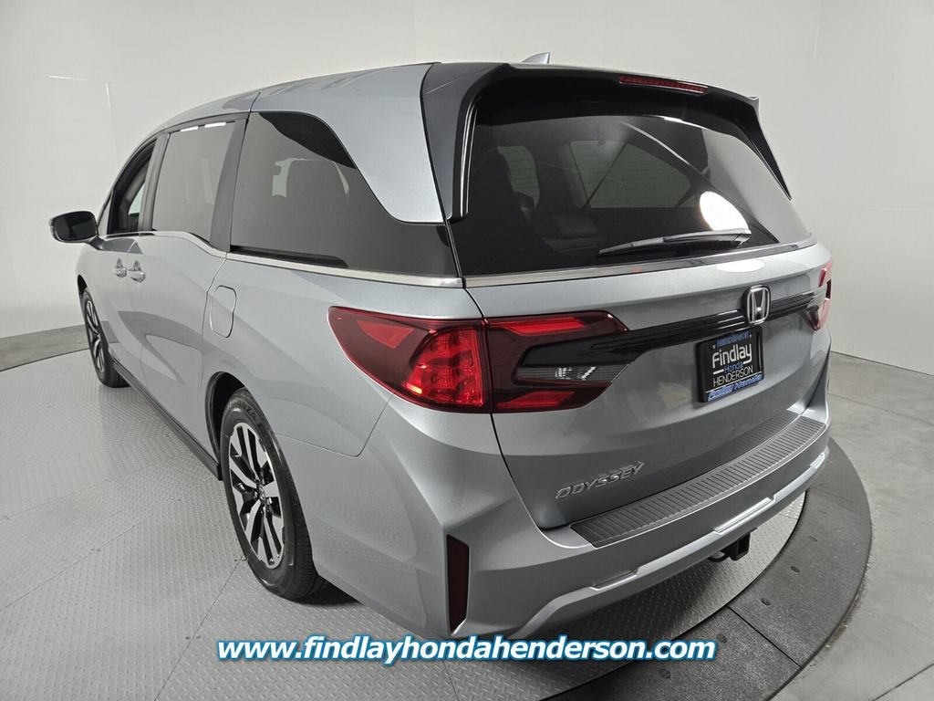 Certified 2026 Honda Odyssey EX-L image 4