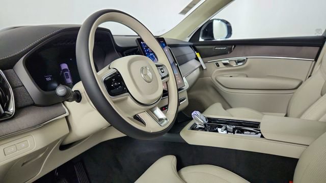 New 2026 Volvo XC90 T8 Ultra w/ Lounge Package AWD/4WD image 12