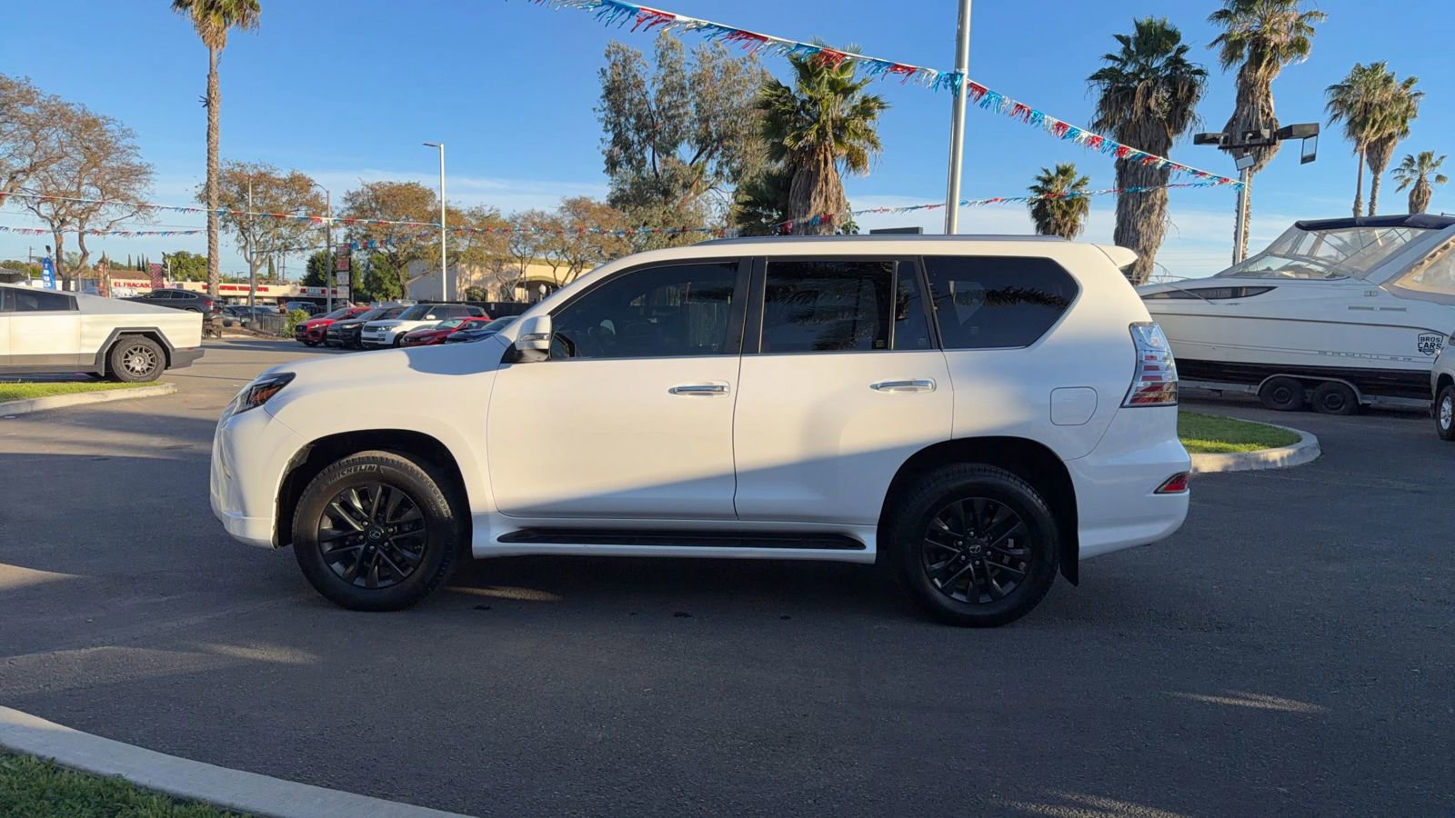 Used 2020 Lexus GX 460 Premium w/ Premium Package AWD/4WD image 7