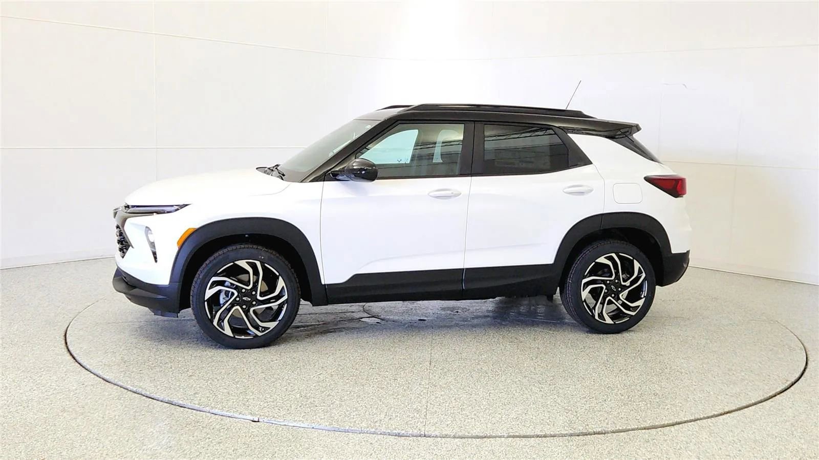 New 2026 Chevrolet TrailBlazer RS w/ Convenience Package image 4