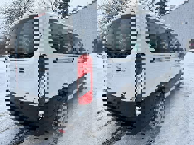 Used 2023 Ford Transit 350 XLT RWD image 6