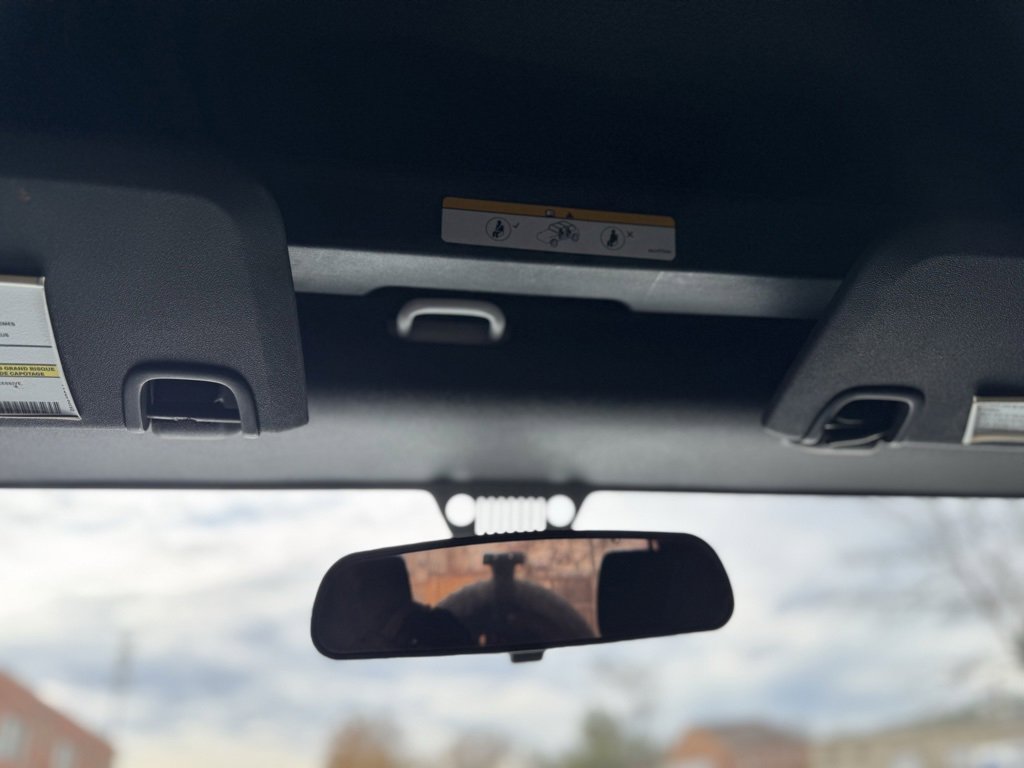 Used 2011 Jeep Wrangler Unlimited Sport image 28