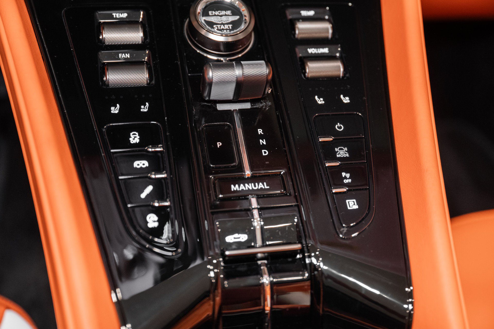 New 2026 Aston Martin DB12 Convertible RWD image 36