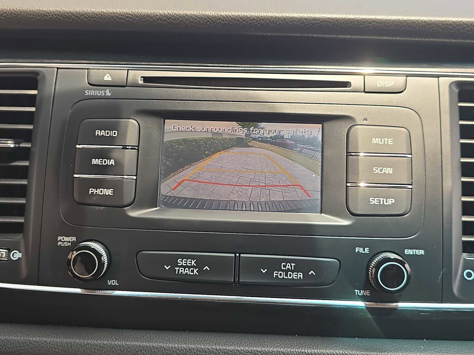 Used 2016 Kia Sedona LX w/ LX Essentials Premium Package FWD image 19
