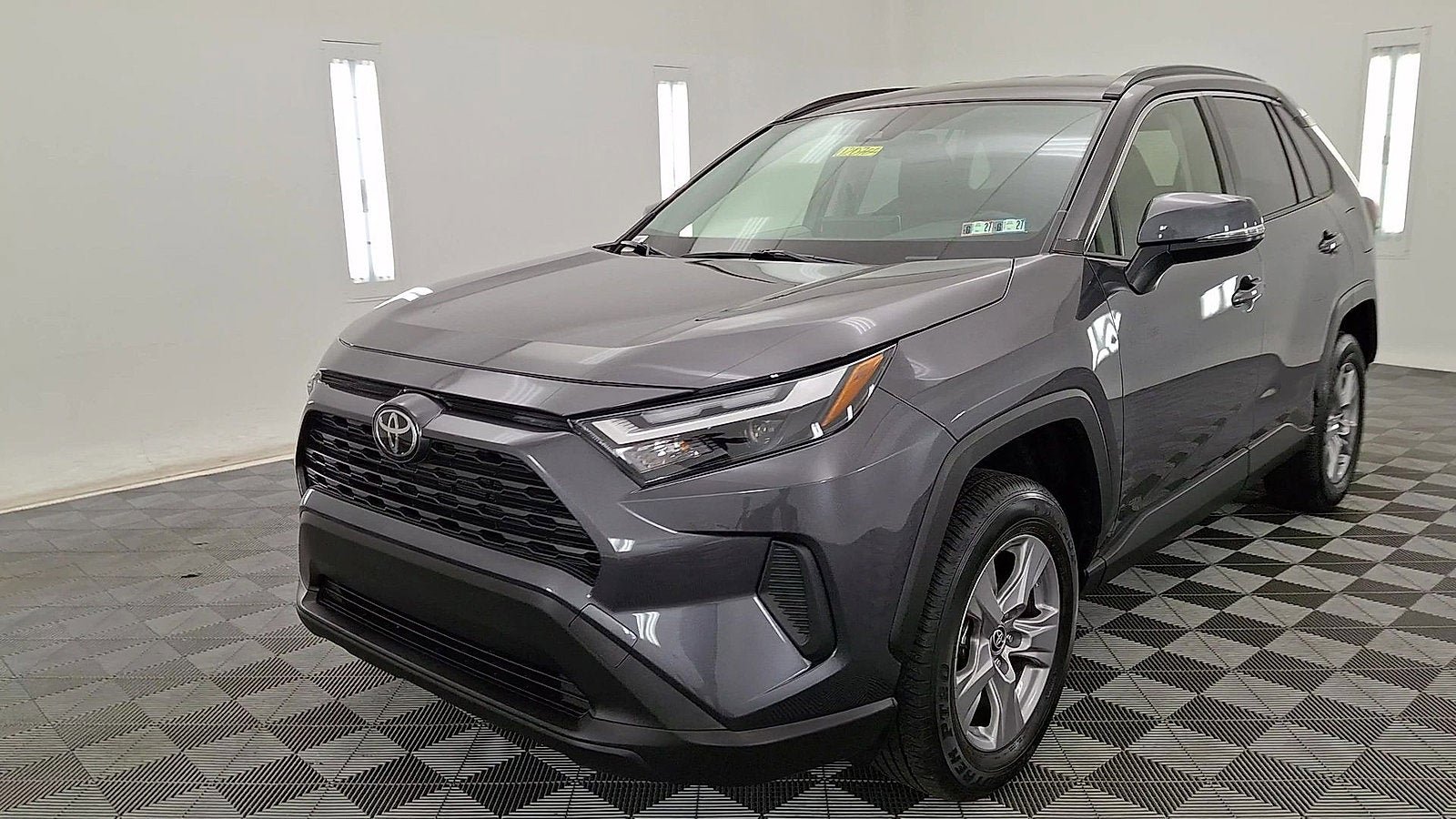Certified 2025 Toyota RAV4 XLE AWD/4WD image 8