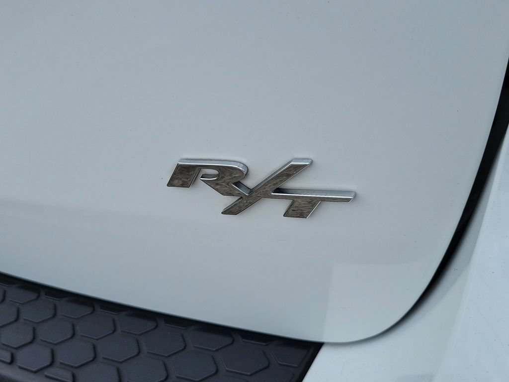 Used 2022 Dodge Durango R/T RWD image 8