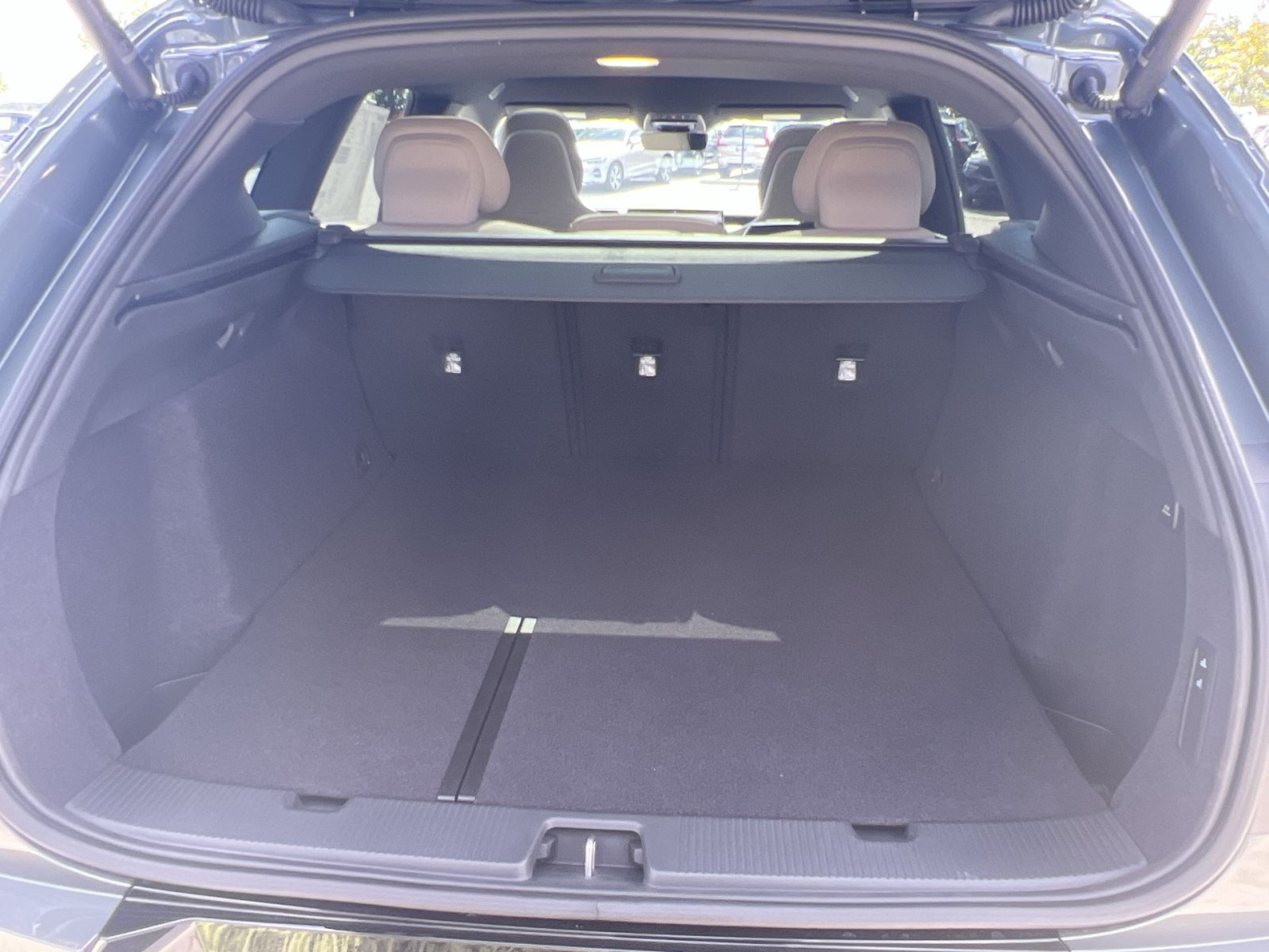 New 2027 Volvo EX60 Ultra AWD/4WD image 26