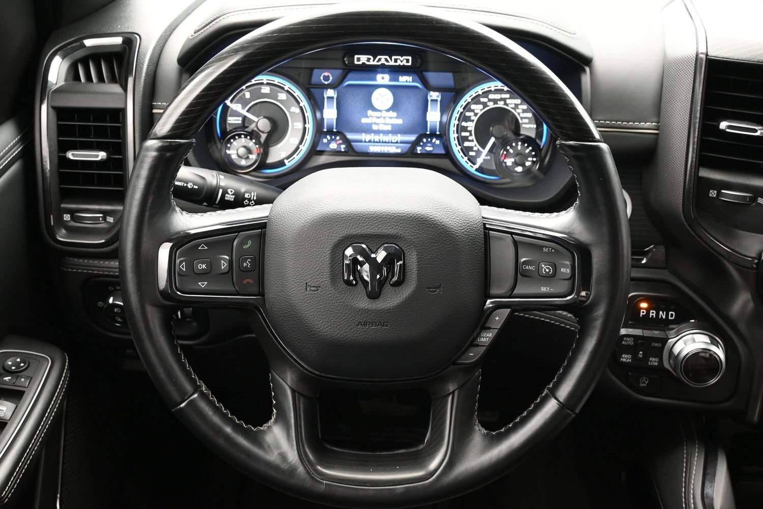 Used 2022 RAM 1500 Limited w/ Body Color Bumper Group AWD/4WD image 15