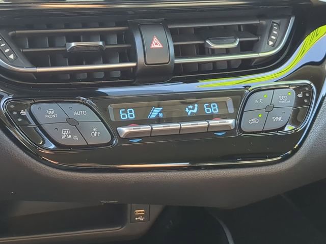 Used 2021 Toyota C-HR XLE image 32