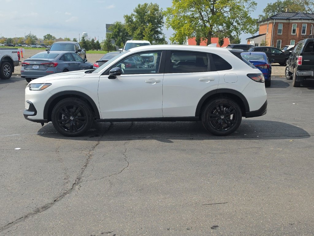 Certified 2026 Honda HR-V Sport image 4