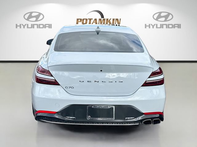 Used 2022 Genesis G70 2.0T image 6