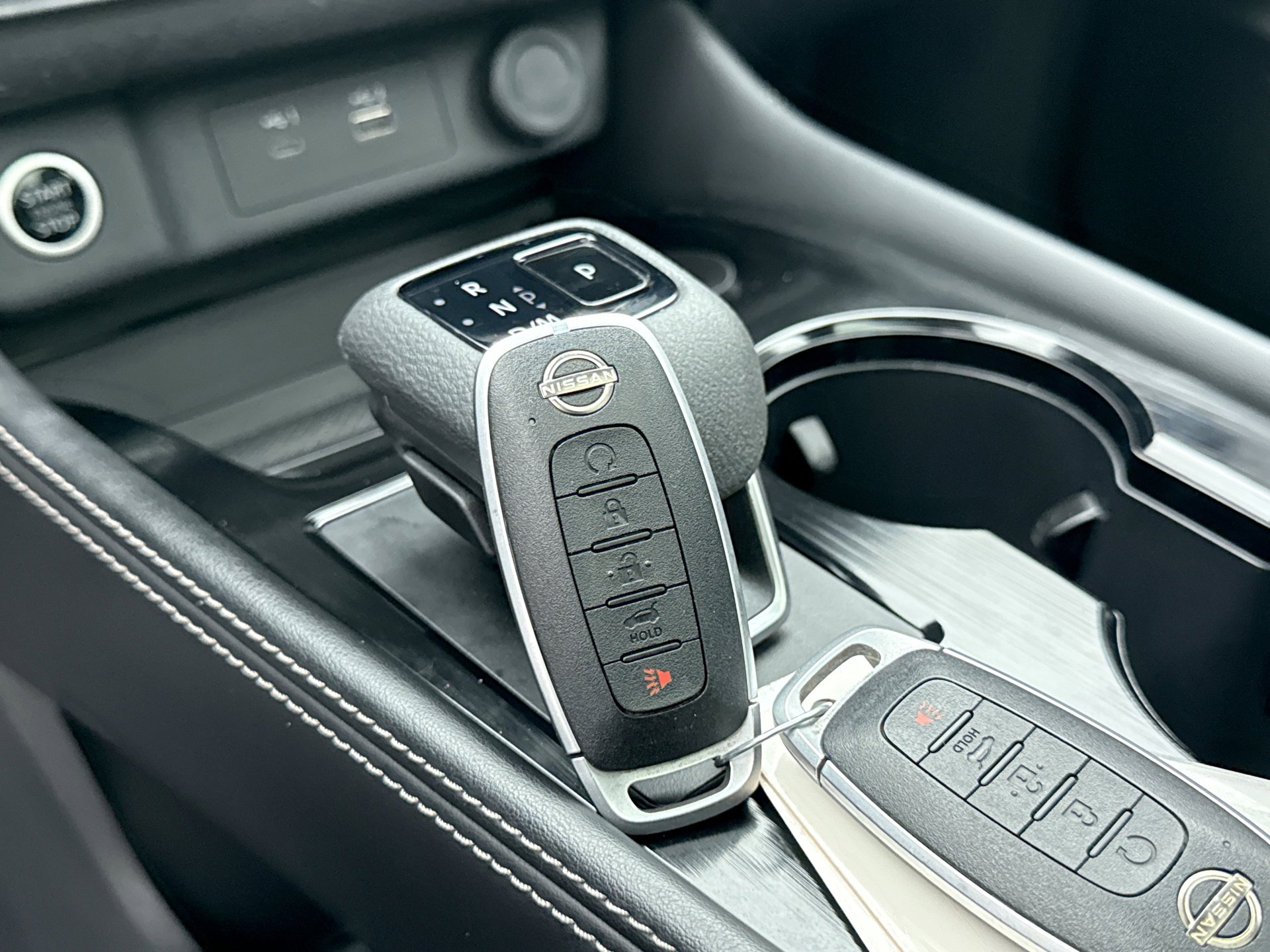 Used 2023 Nissan Rogue SL w/ SL Premium Package image 25