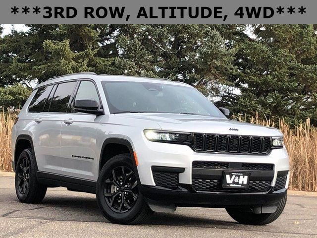 Used 2024 Jeep Grand Cherokee L Laredo image 1