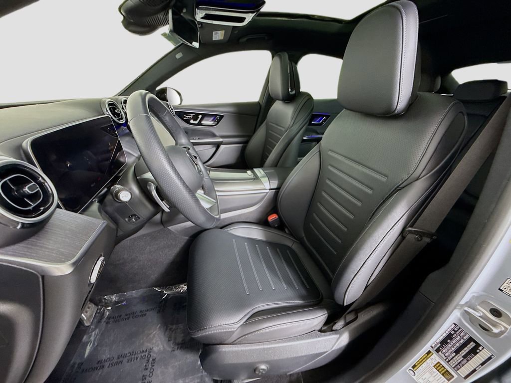 Used 2024 Mercedes-Benz GLC 300 4MATIC w/ AMG Line image 21