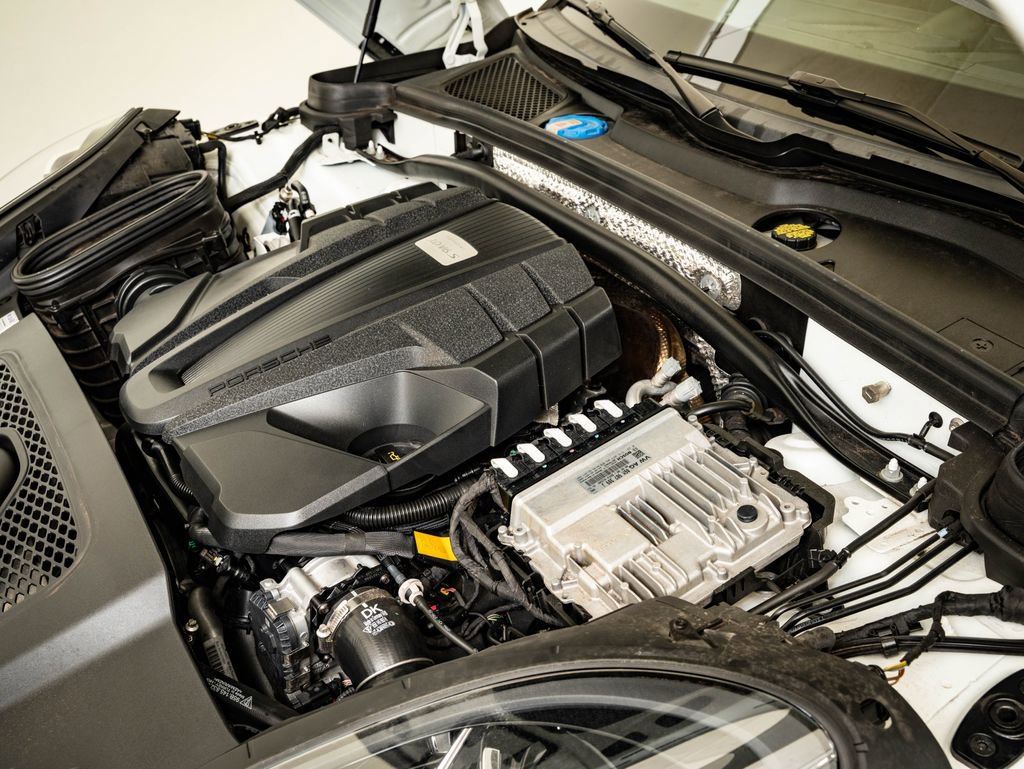 Certified 2021 Porsche Macan S AWD/4WD image 54