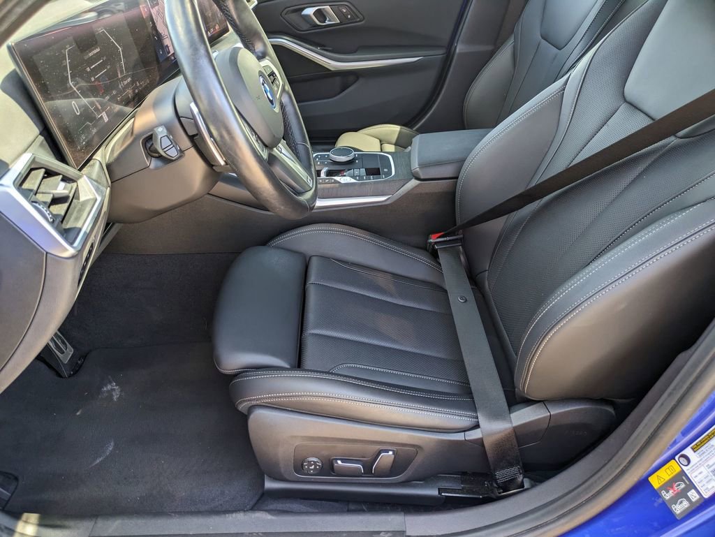Used 2024 BMW 330e image 14