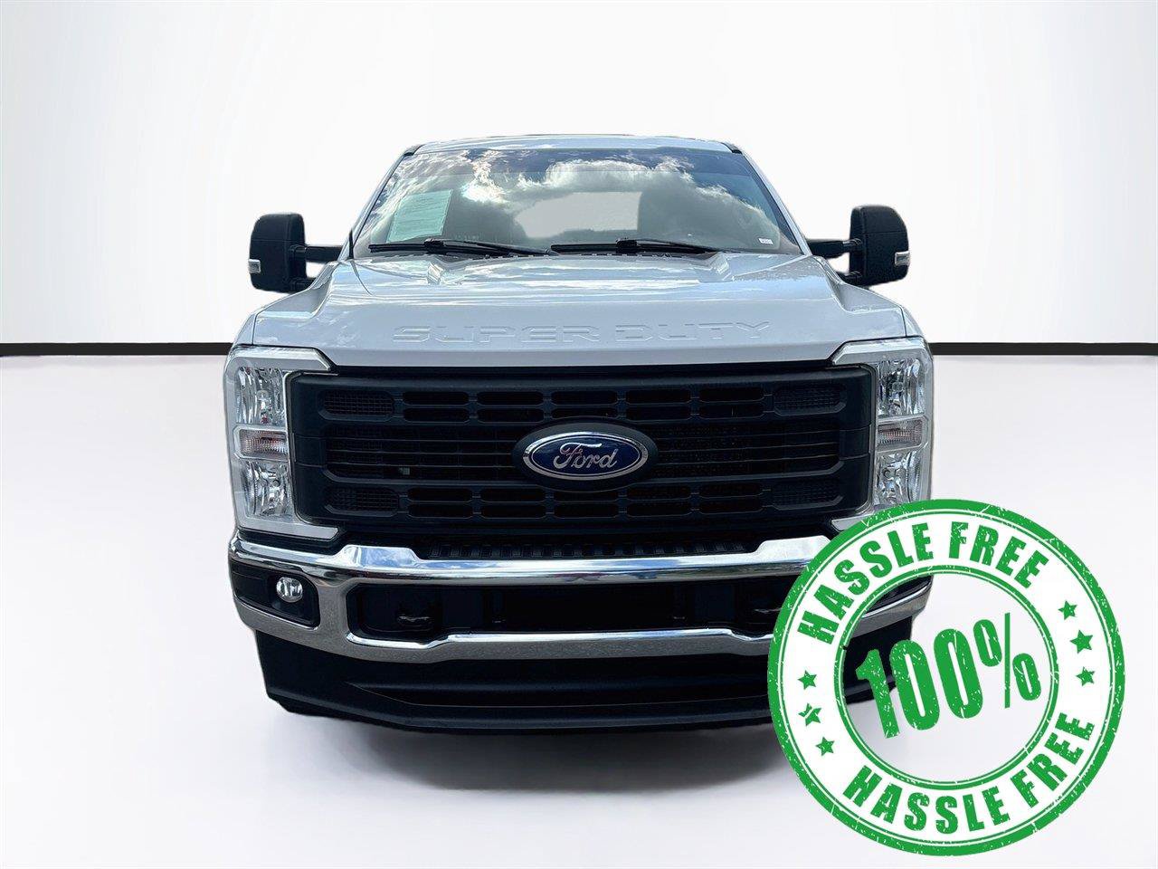 Used 2023 Ford F250 XL w/ FX4 Off-Road Package AWD/4WD image 2