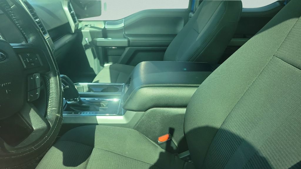 Used 2016 Ford F150 XLT w/ Equipment Group 302A Luxury image 5
