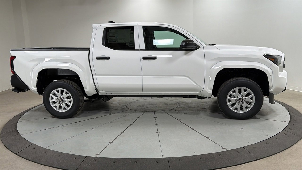 New 2026 Toyota Tacoma SR image 6