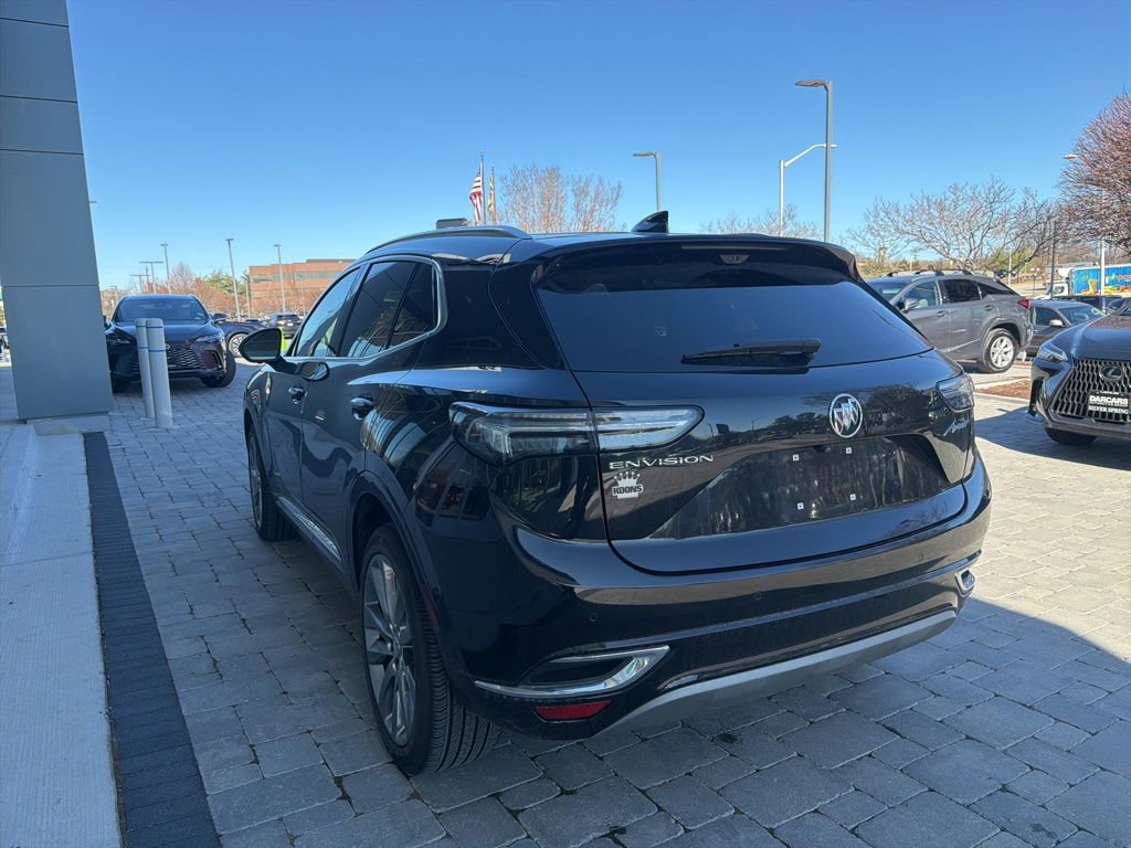 Used 2022 Buick Envision Avenir w/ Technology Package II image 9