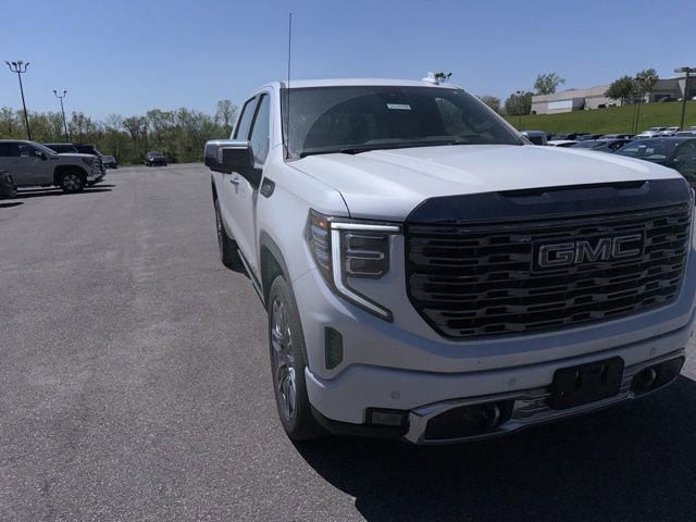 Used 2023 GMC Sierra 1500 Denali Ultimate AWD/4WD image 6