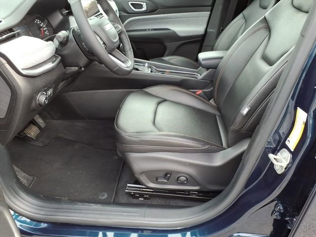 Used 2024 Jeep Compass Latitude image 20