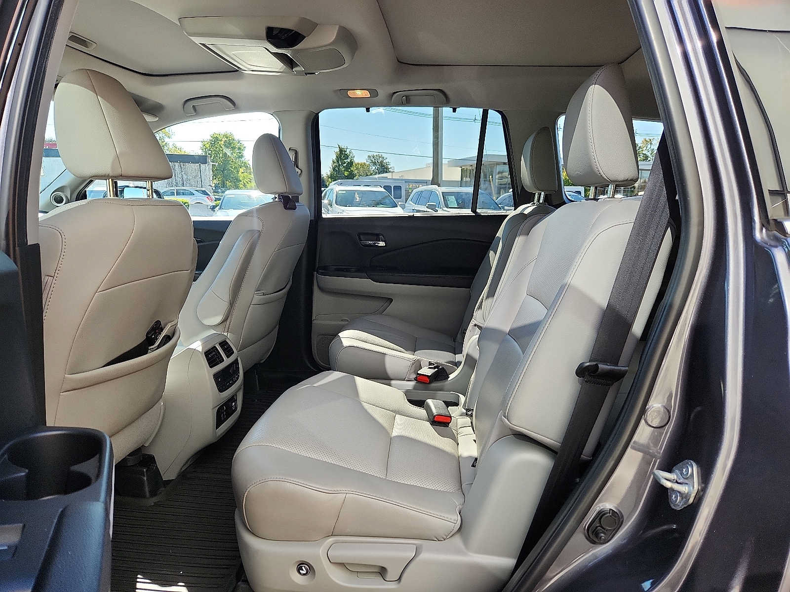 Used 2020 Honda Pilot Elite image 10