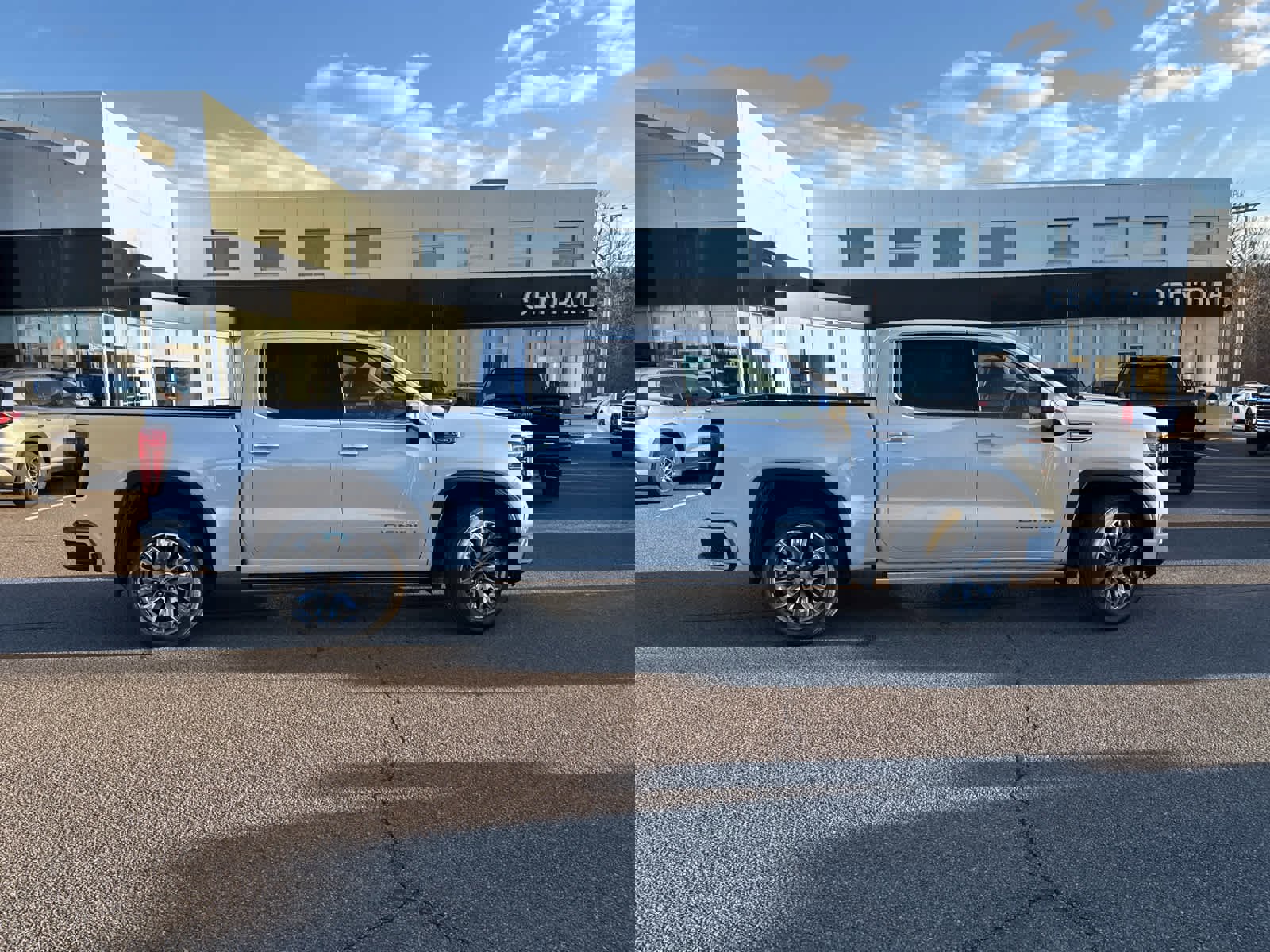 New 2026 GMC Sierra 1500 Denali w/ Denali Reserve Package image 8