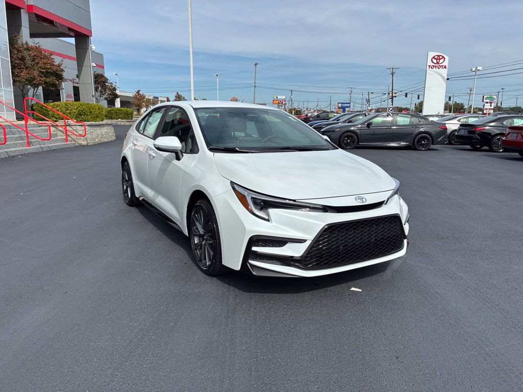 New 2027 Toyota Corolla SE FWD image 4