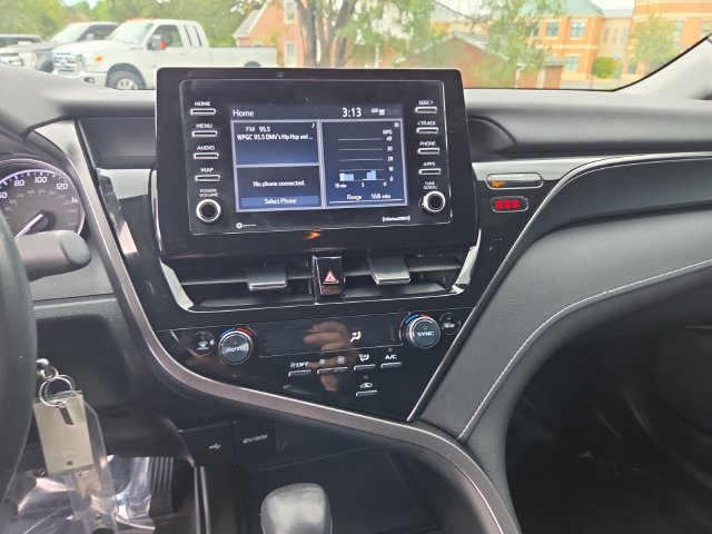 Used 2024 Toyota Camry SE FWD image 15
