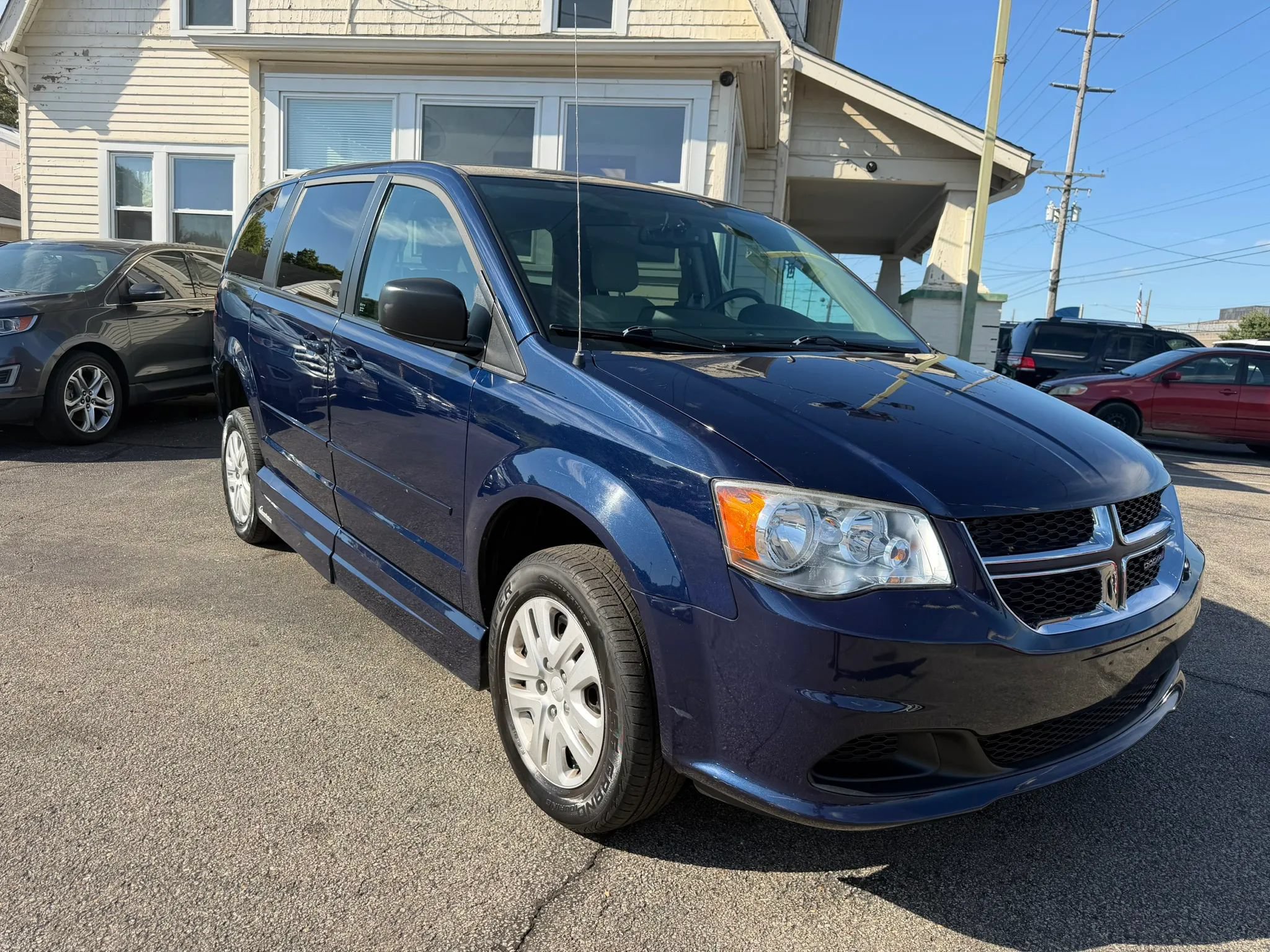Used 2014 Dodge Grand Caravan SE w/ Quick Order Package 29E SE FWD image 5