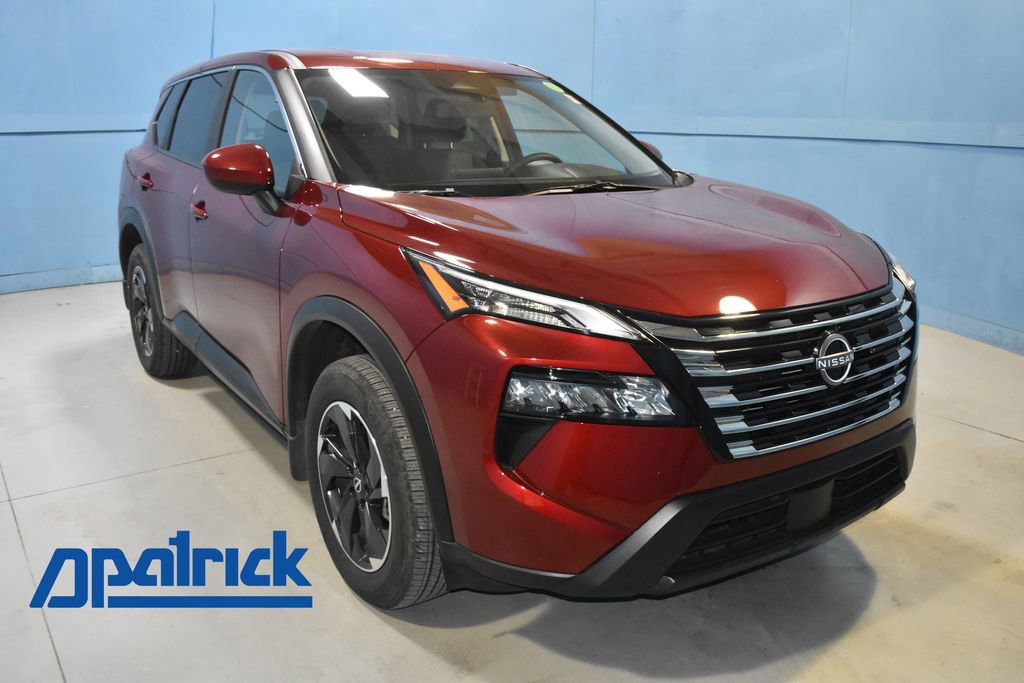 Used 2025 Nissan Rogue SV image 1