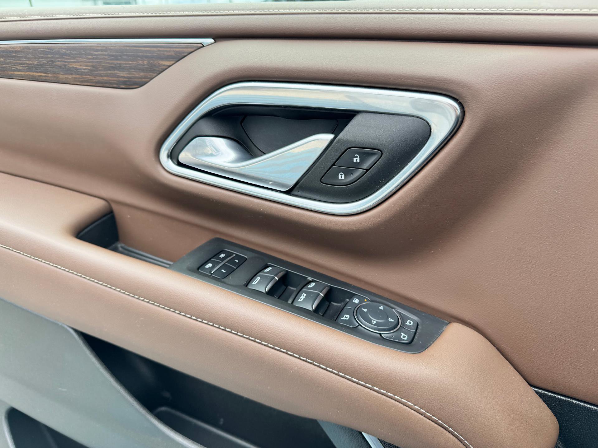 Used 2024 Chevrolet Tahoe High Country w/ Advanced Technology Package image 32