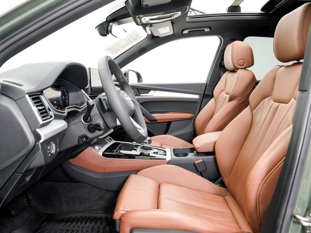 Certified 2024 Audi Q5 2.0T Premium Plus w/ Premium Plus Package AWD/4WD image 6